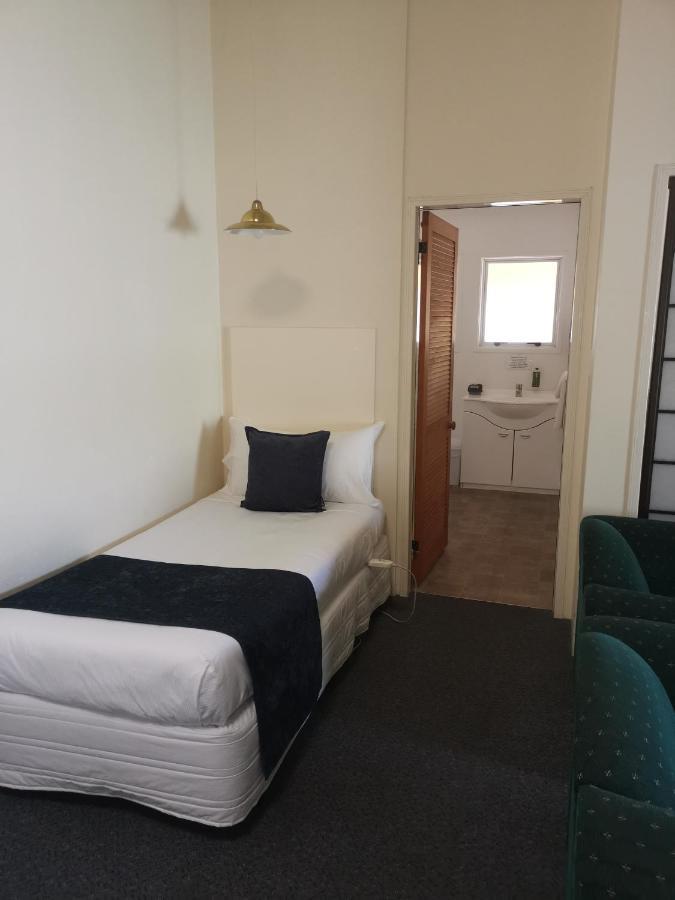Captains Quarters Motor Inn Cambridge Kültér fotó